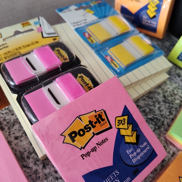 Colorful Post-it Pop-up Notes Collection - Picture 3 of 7